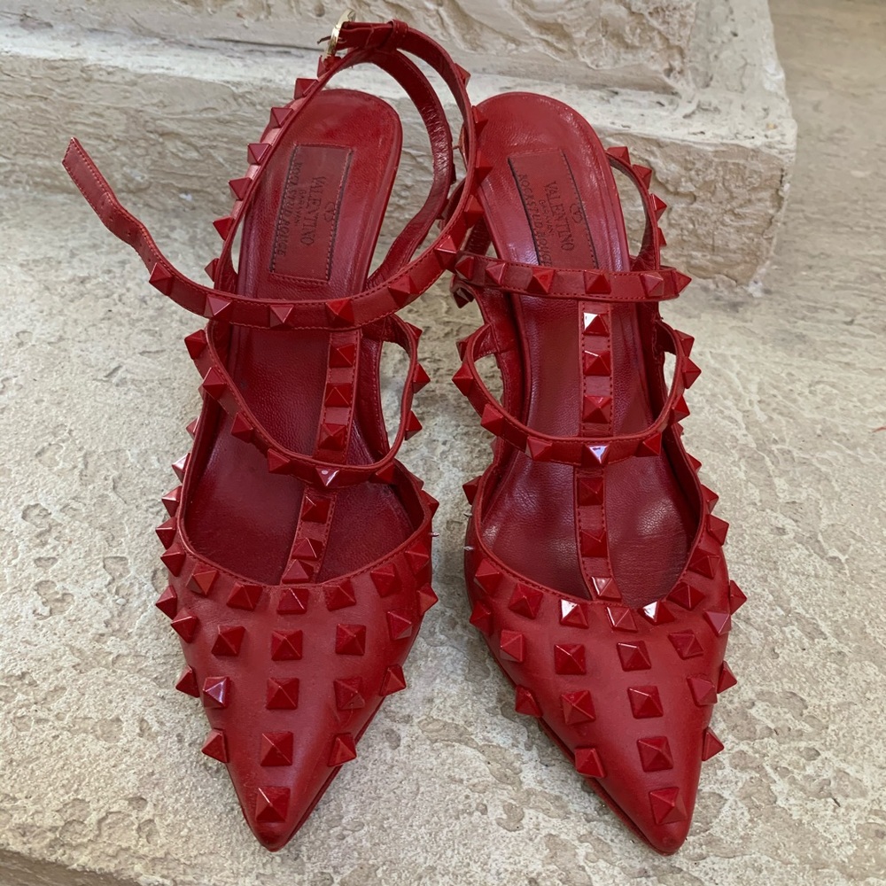 Valentino Red Rockstud Pump